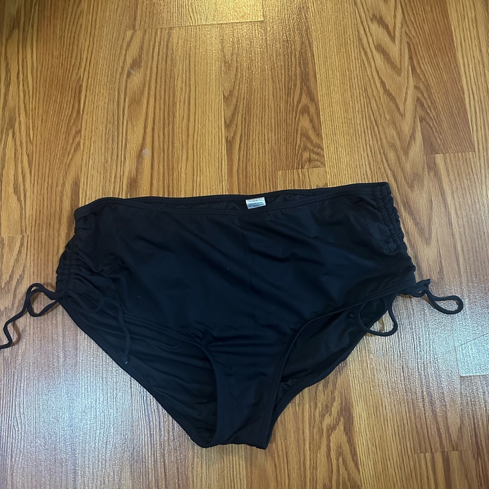 Loft Maternity Tankini - Picture 2 of 8